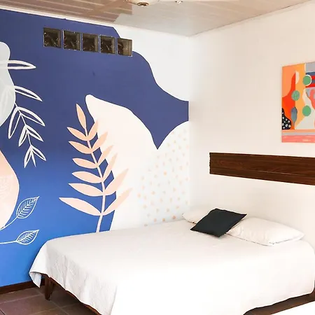 Cabinas Liwi Bed and Breakfast